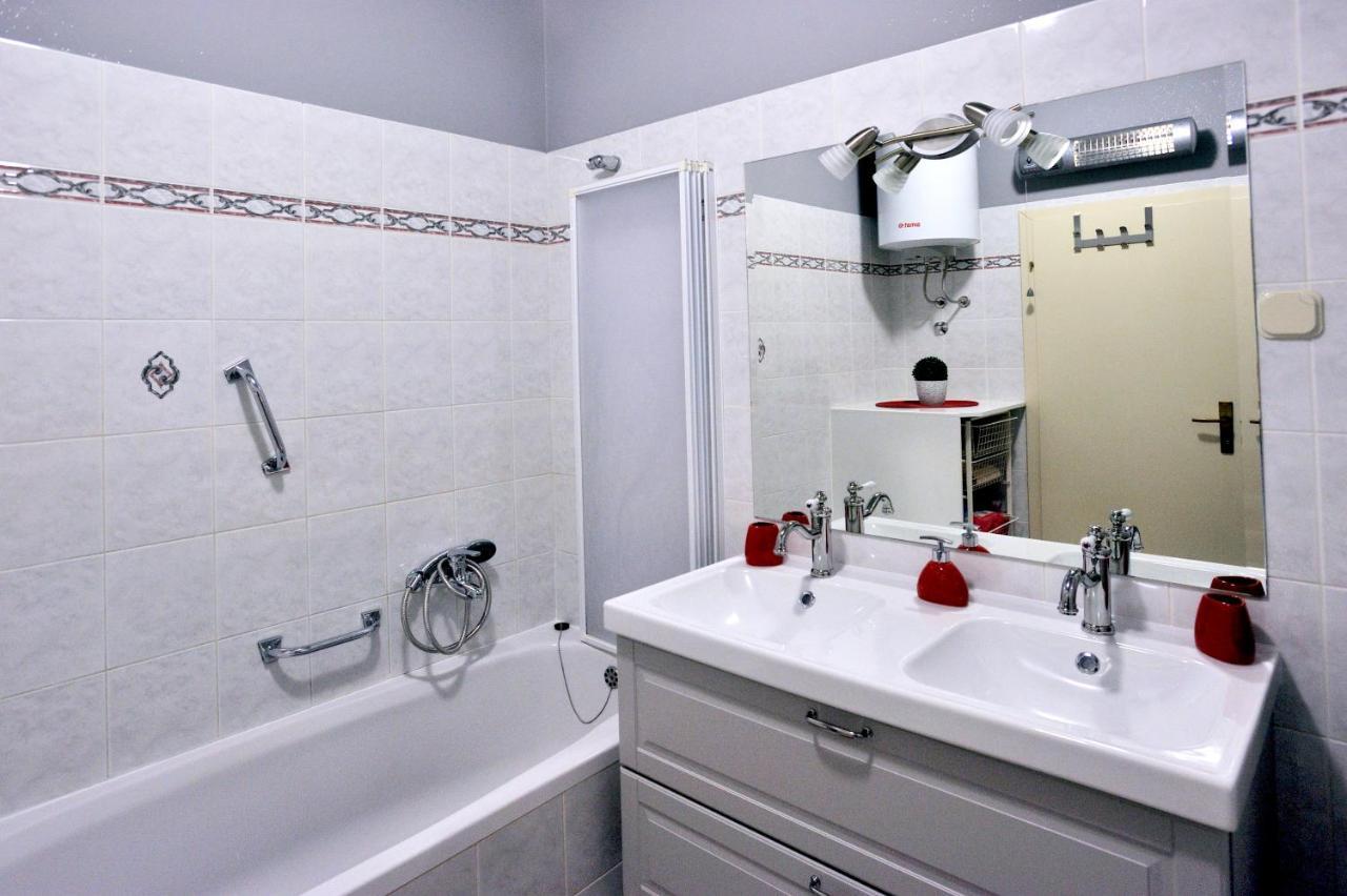 Apartment Vinja Porec - Privat Garden - Whirlpool Экстерьер фото