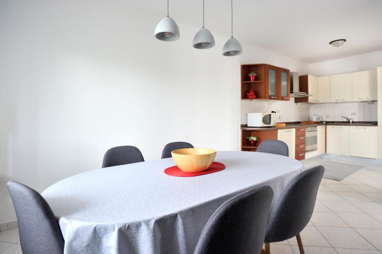 Apartment Vinja Porec - Privat Garden - Whirlpool Экстерьер фото