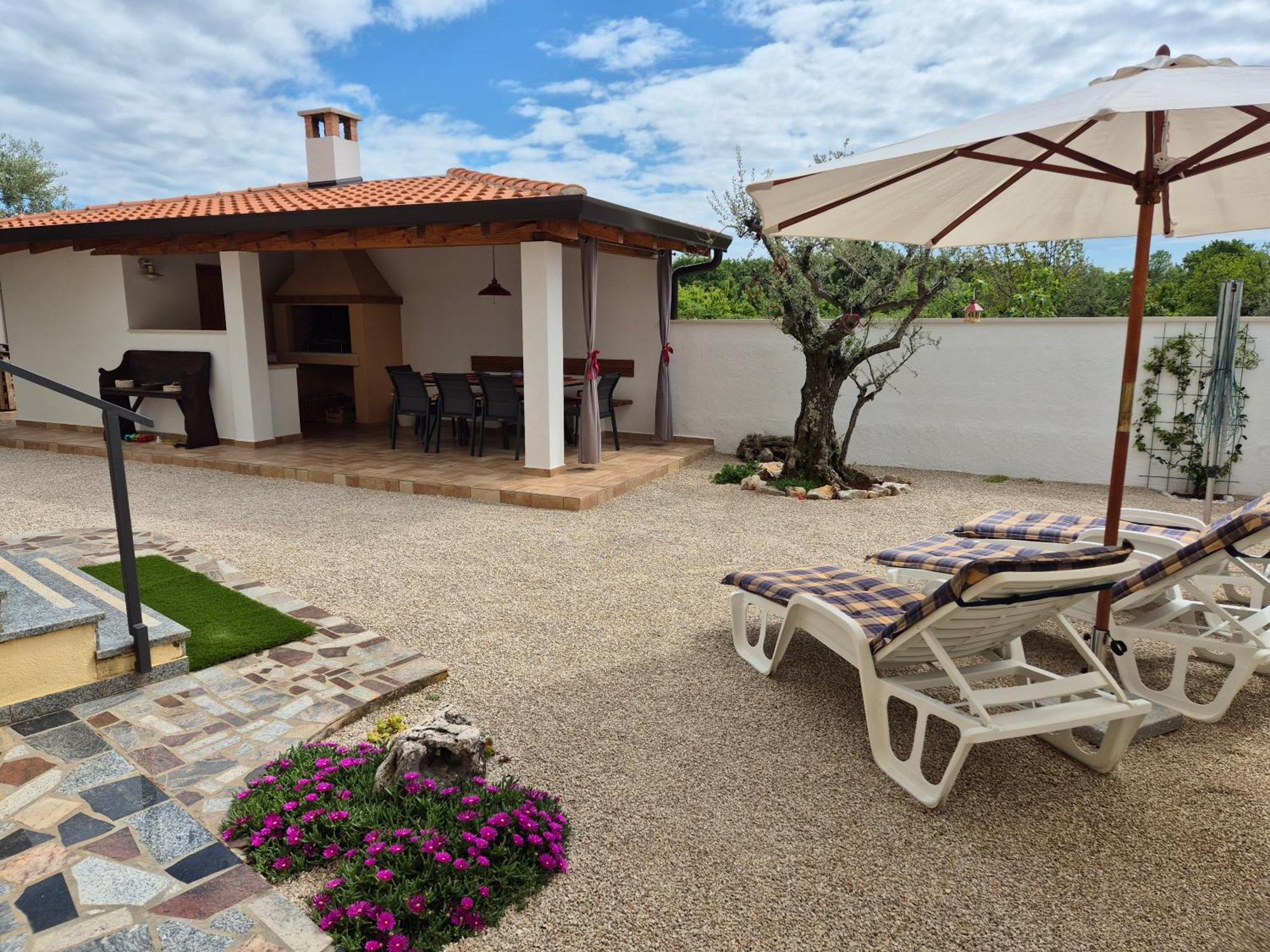 Apartment Vinja Porec - Privat Garden - Whirlpool Экстерьер фото