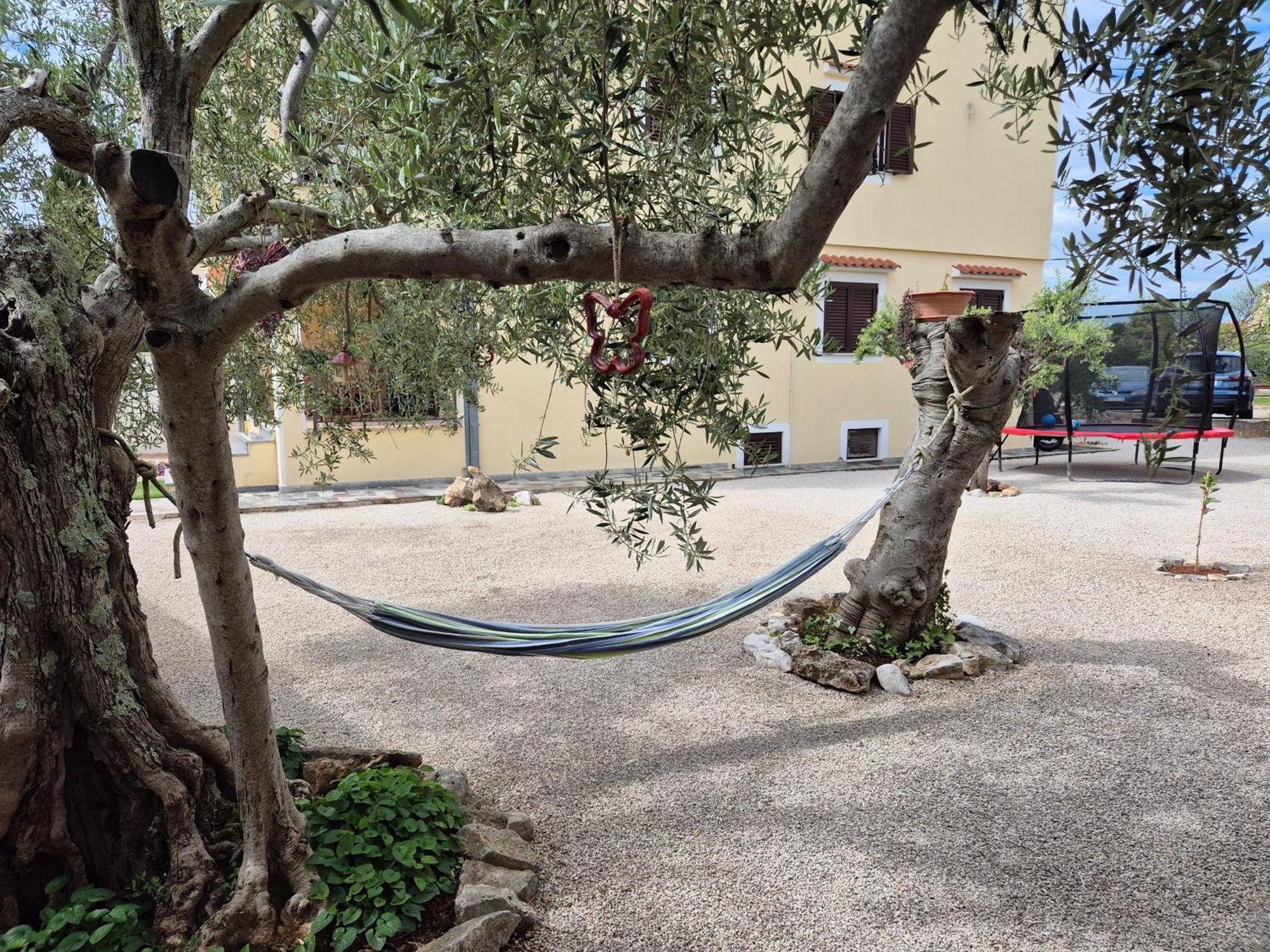 Apartment Vinja Porec - Privat Garden - Whirlpool Экстерьер фото