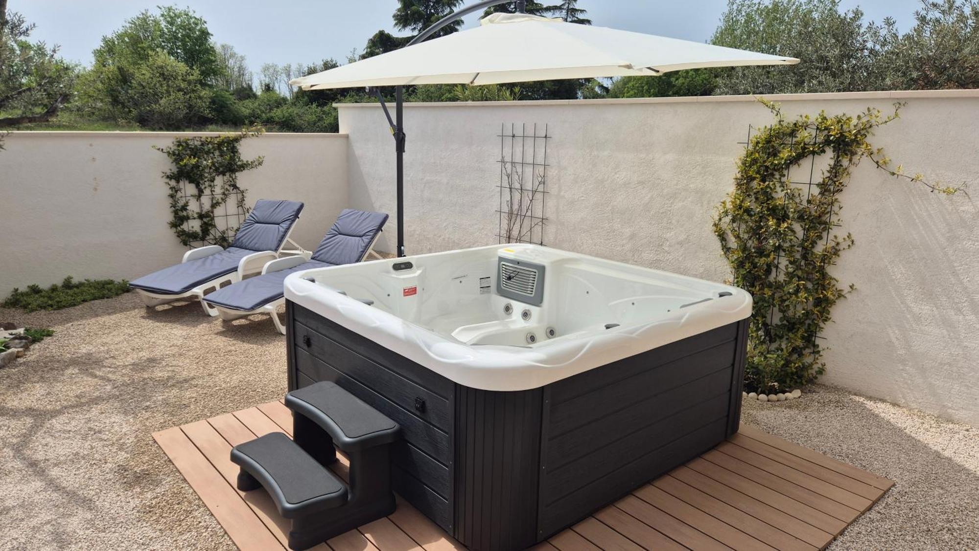Apartment Vinja Porec - Privat Garden - Whirlpool Экстерьер фото