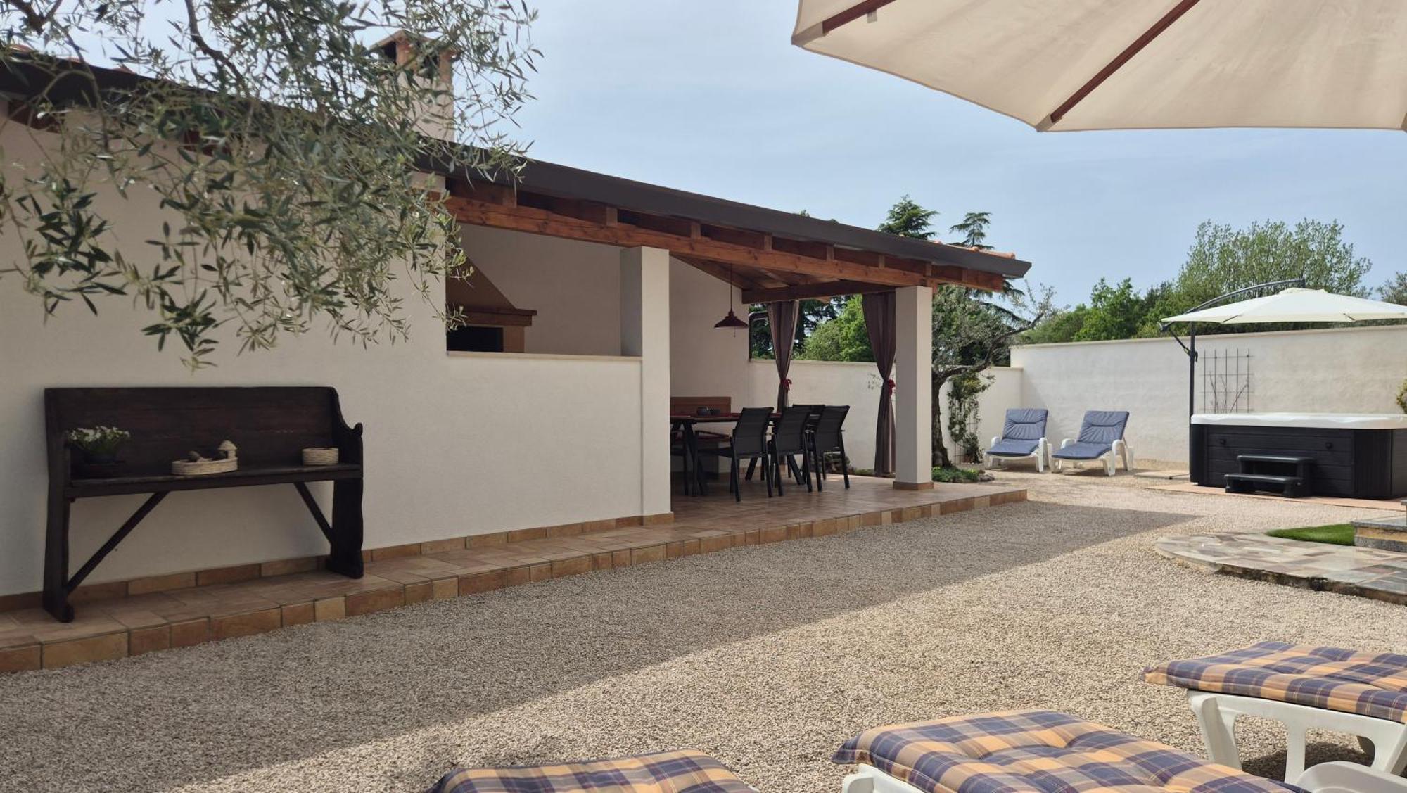Apartment Vinja Porec - Privat Garden - Whirlpool Экстерьер фото